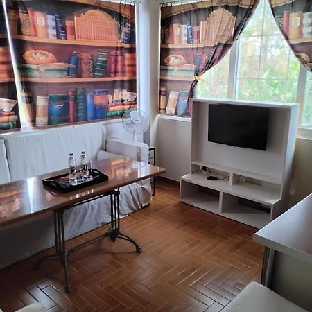 Peaceful Oasis Apartment Athens Ngoại thất bức ảnh